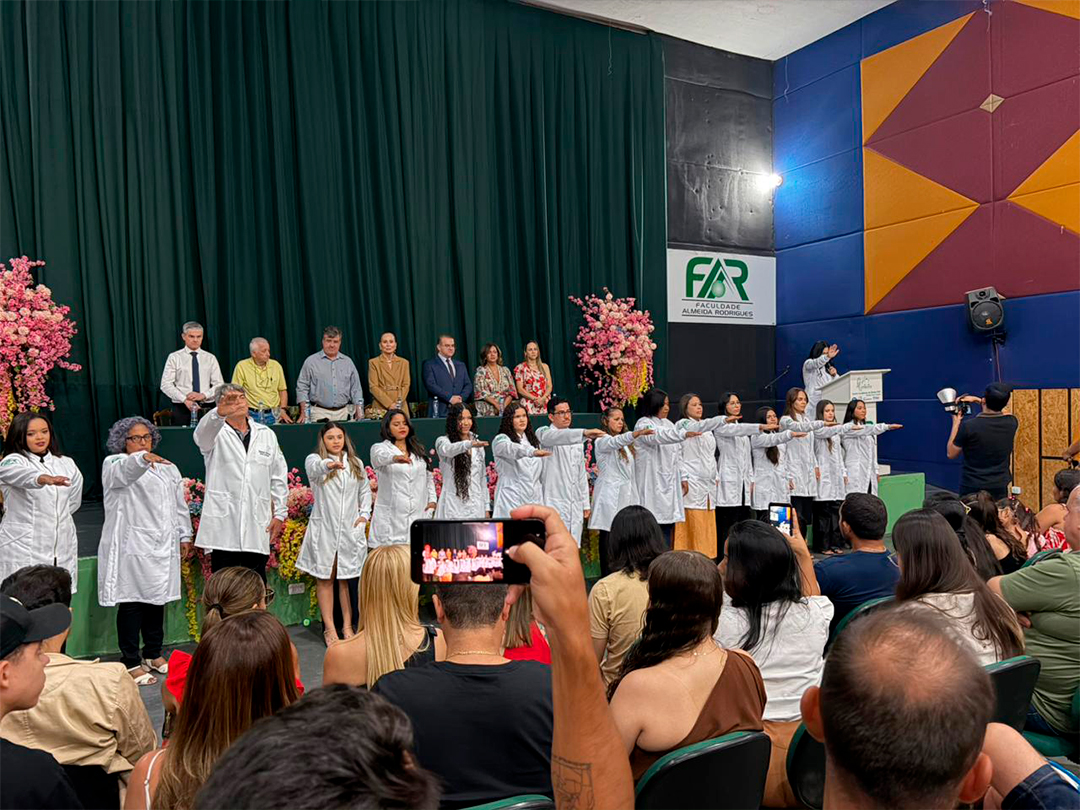 Foto 1 — Cerimônia do Jaleco - 1º semestre de 2026