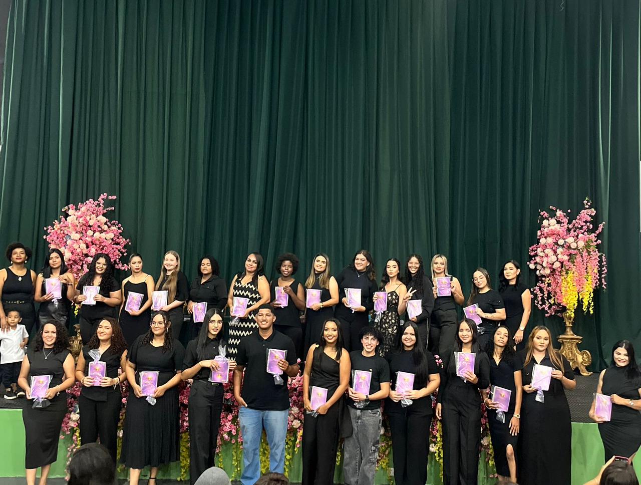 Foto 5 — Cerimônia do Livro - 1º semestre de 2026