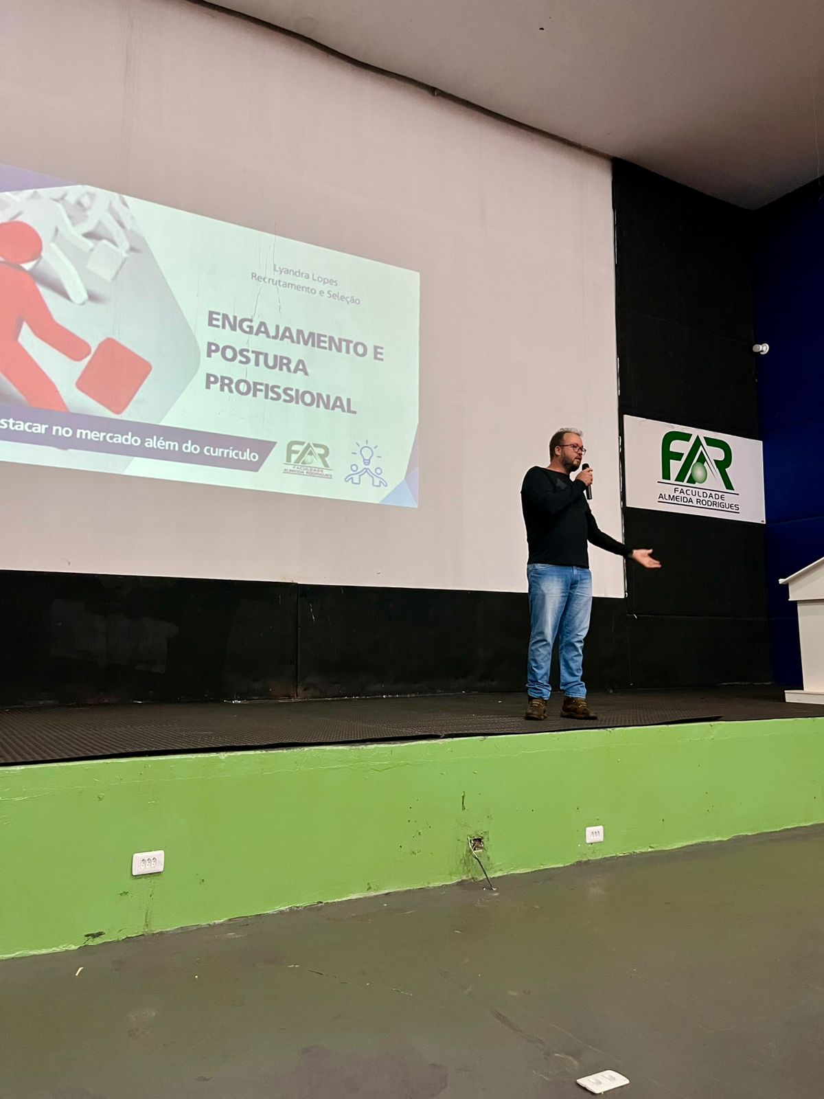 Foto 5 — Encontro Acadêmico Extensionista