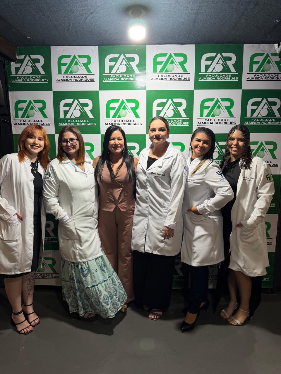 Foto 3 — Cerimônia do Jaleco dos cursos da Saúde 2026/2